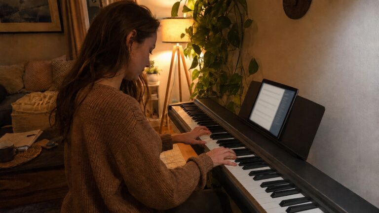 Digital Piano vs. Keyboard for Beginners: Which Should You Buy First?